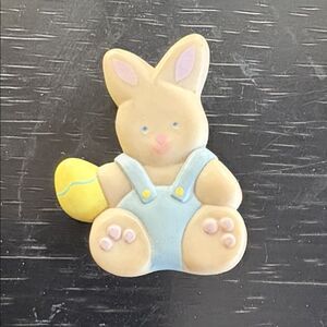 Cute 1990 Hallmark Bunny with Egg Pin Brooch